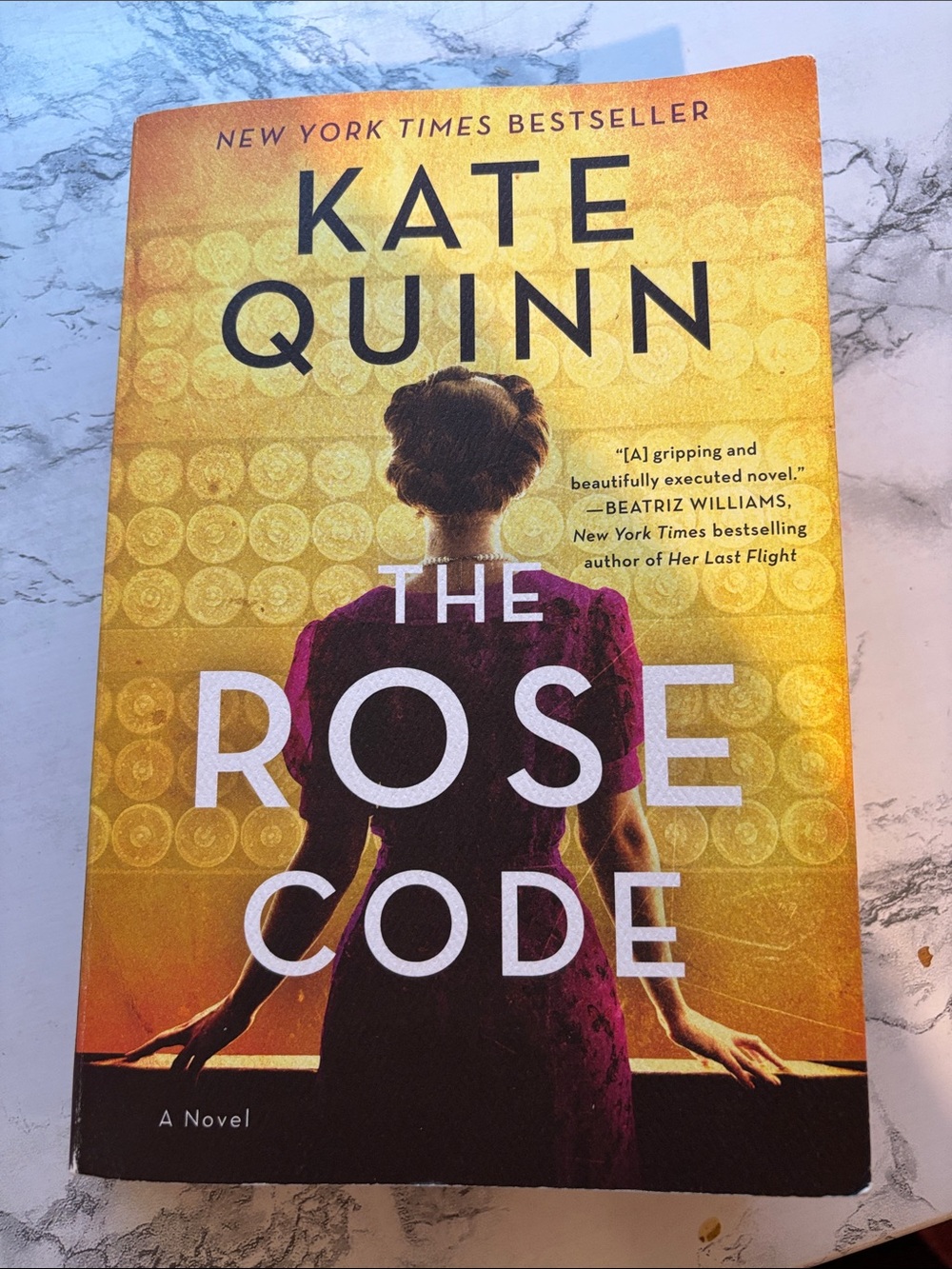 Kate Quinn - The Rose Code (Gold & Purple Cover)